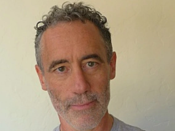 Robert Steidl Headshot